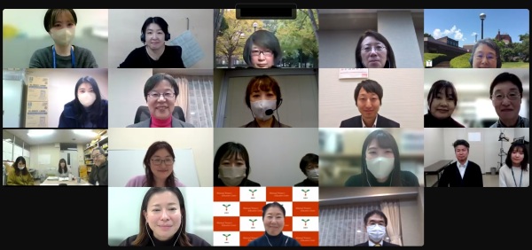 オンライン会議の集合写真