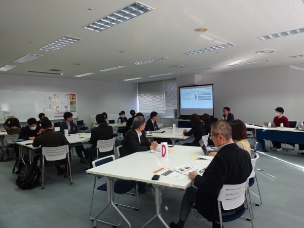 企業間情報交換会の写真