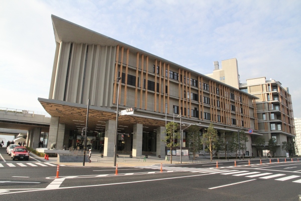 長崎県男女共同参画推進センターの外観（長崎県庁内）