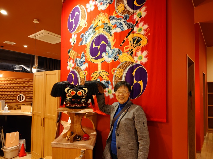 讃岐おもちゃ美術館に立ち寄る萩原なつ子