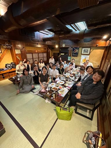 情報交換会での記念写真