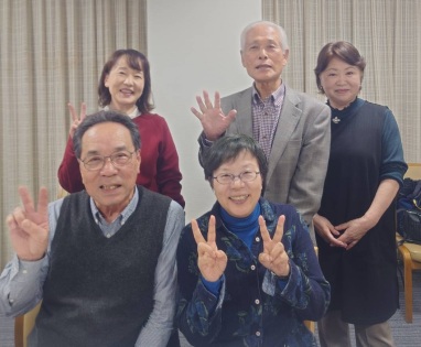 コミュニティ城崎の皆さんと萩原なつ子の記念写真