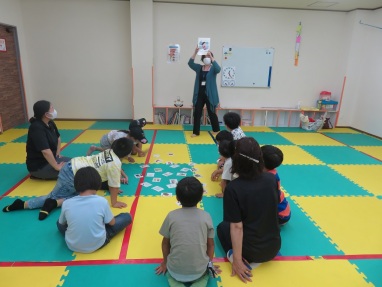 親子に対する防災出前講座の様子