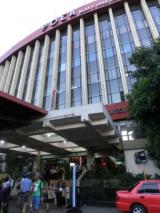 6. Study tour of the Philippines’ national programs for emigrants. 　　The photo shows the building of the Philippine Overseas Employment Administration.