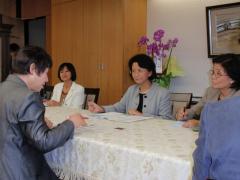 2.Minister Phavi holding talks with Minister Okazaki