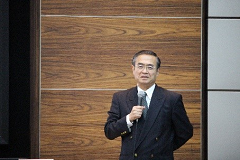 鹿嶋氏