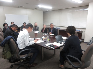 内閣官房での質疑応答　　　